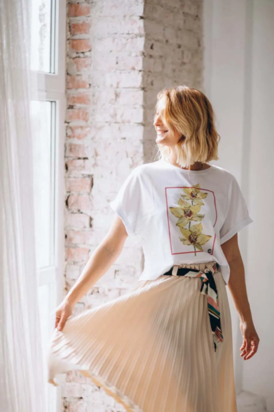 Women’s Floral Orchid Graphic T-Shirt